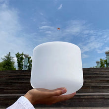 Afbeelding in Gallery-weergave laden, Kristal Klankschaal Frosted Quartz Chakra 8 inch C D E F G A B